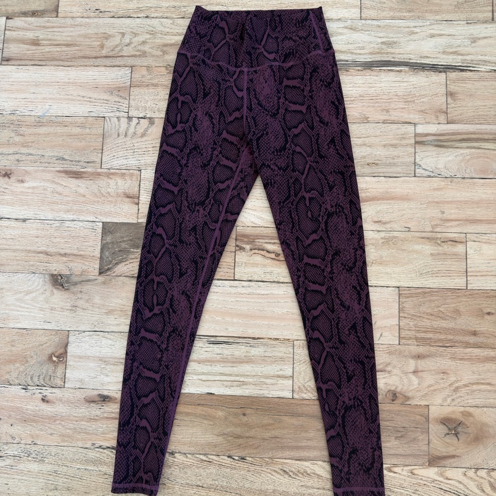 Body Language Maroon Snake Print Leggings